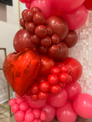 Love at First Luxe Backdrop | February 2025