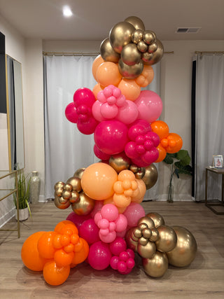 Freestanding Balloon Garland