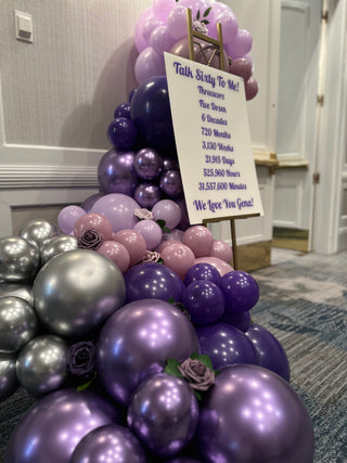 Easel Balloon Garland