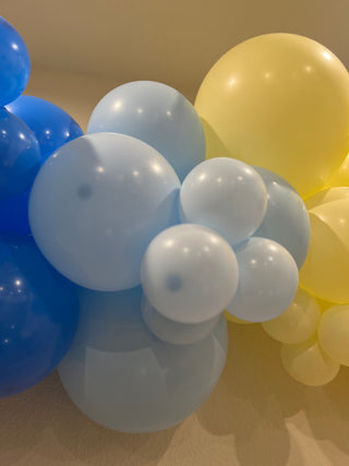 Amalfi Coast Balloon Kit by INVYTE | Blue, Light Blue, Pale Yellow, and Yellow Balloon Garland Kit