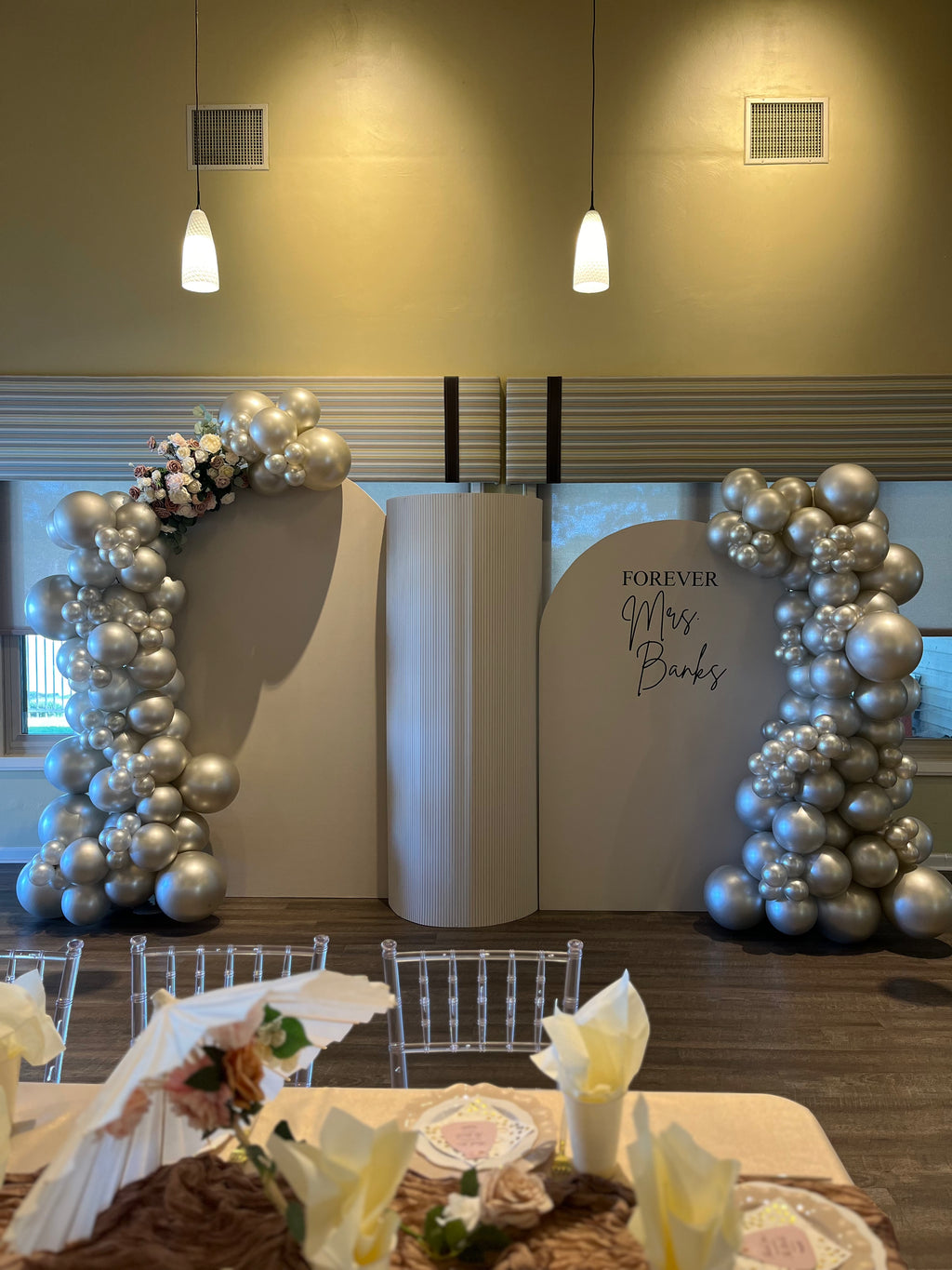 Double Arch Backdrop Rental with Curved Ripple Wall and Balloon Garland ...